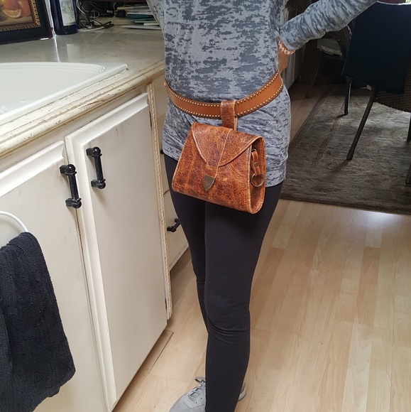 LEATHER BELT/ HIP BAG - Picture 8 of 8